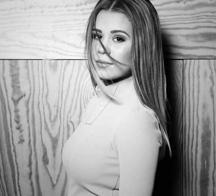Lisa Ajax